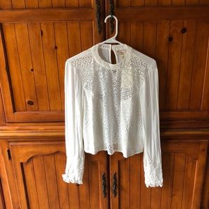 Off white, lace, long sleeve top